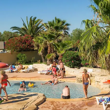 Camping Camping Sunissim Le Petit Mousse By Locatour Vias