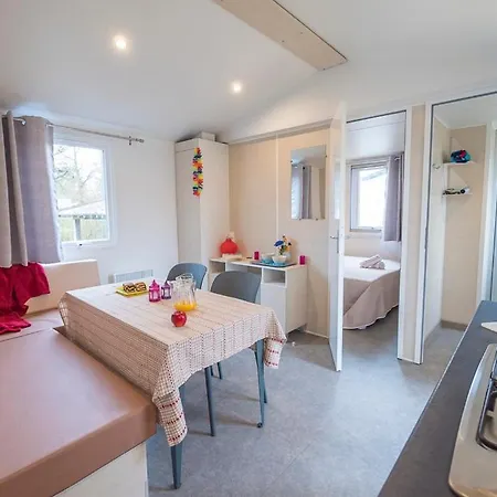 Camping Sunissim Le Petit Mousse By Locatour Camping Vias